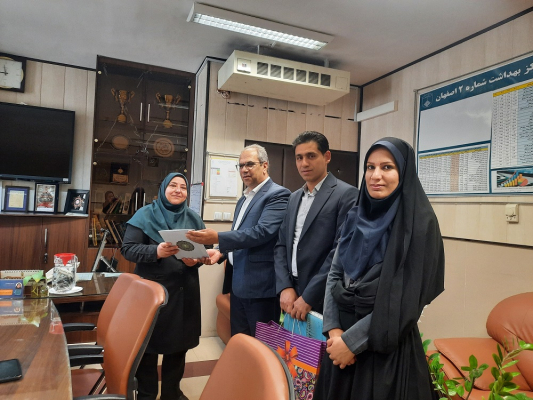 دیدار مدیر و کارشناسان آموزش‌وپرورش ناحیه ۶ با مرکز بهداشت شماره دو