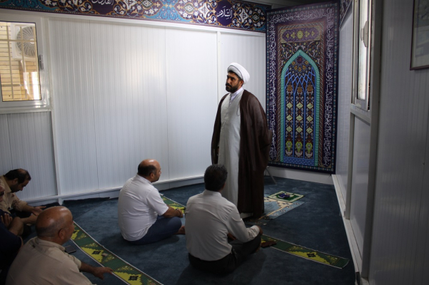 نماز جماعت ظهر