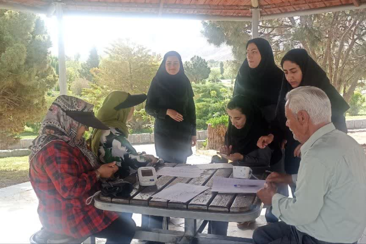 برگزاری میز خدمت فشارخون و آسم